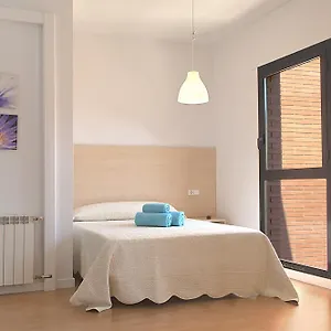 residencia-universitaria-tagaste.catalonia-hotels.com/